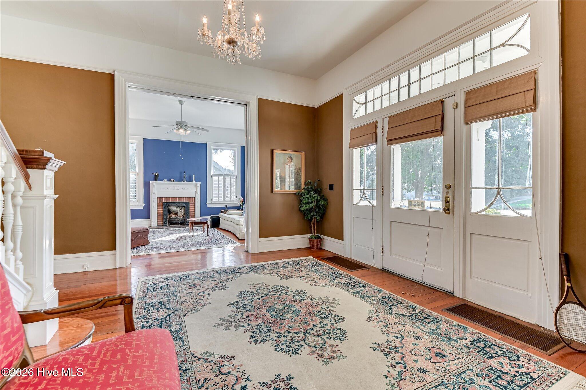 1108 Hickman Road
