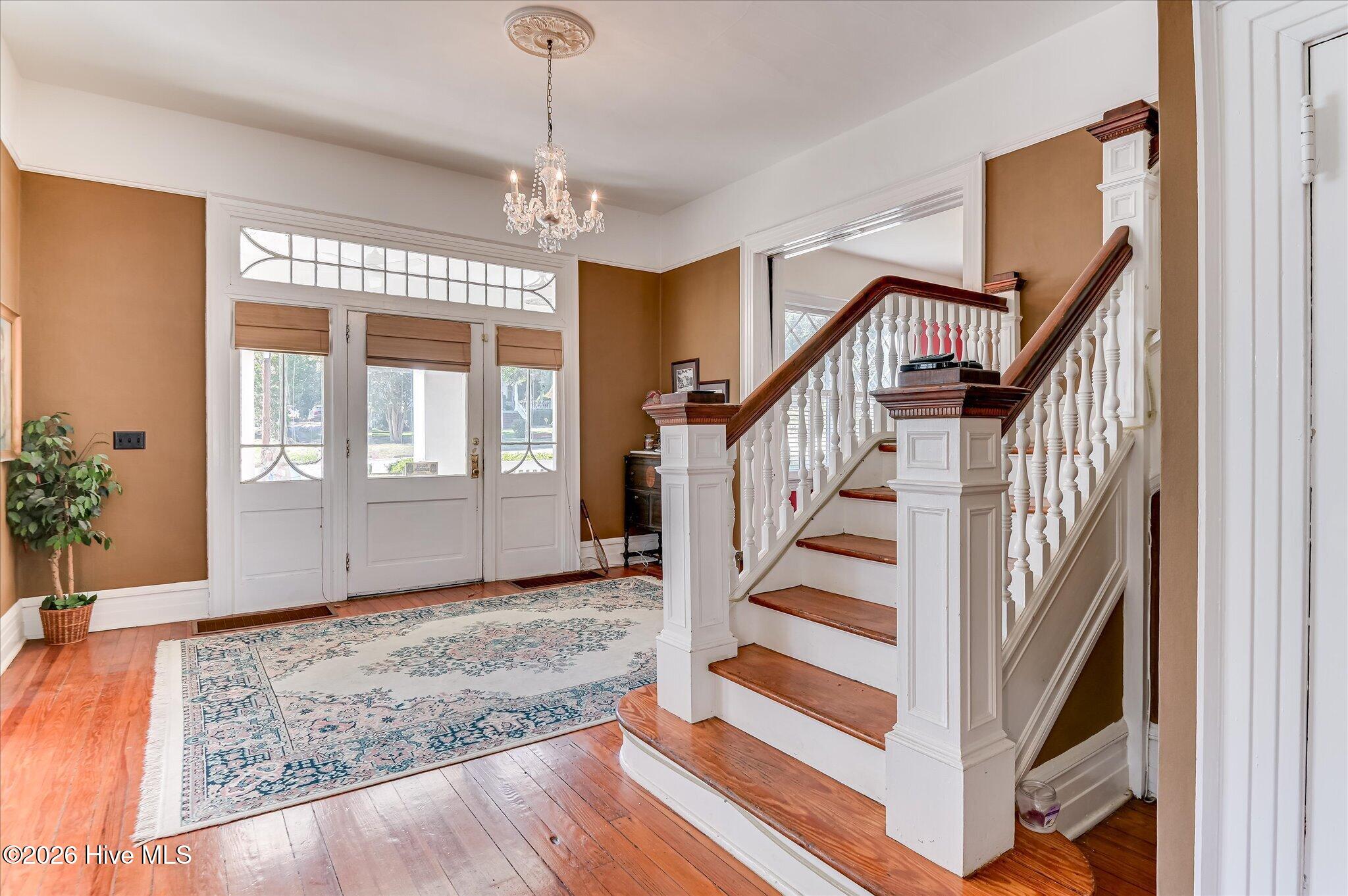 1108 Hickman Road