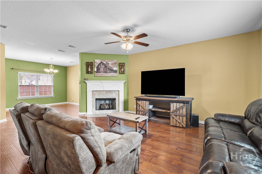 1516 Bayberry Drive