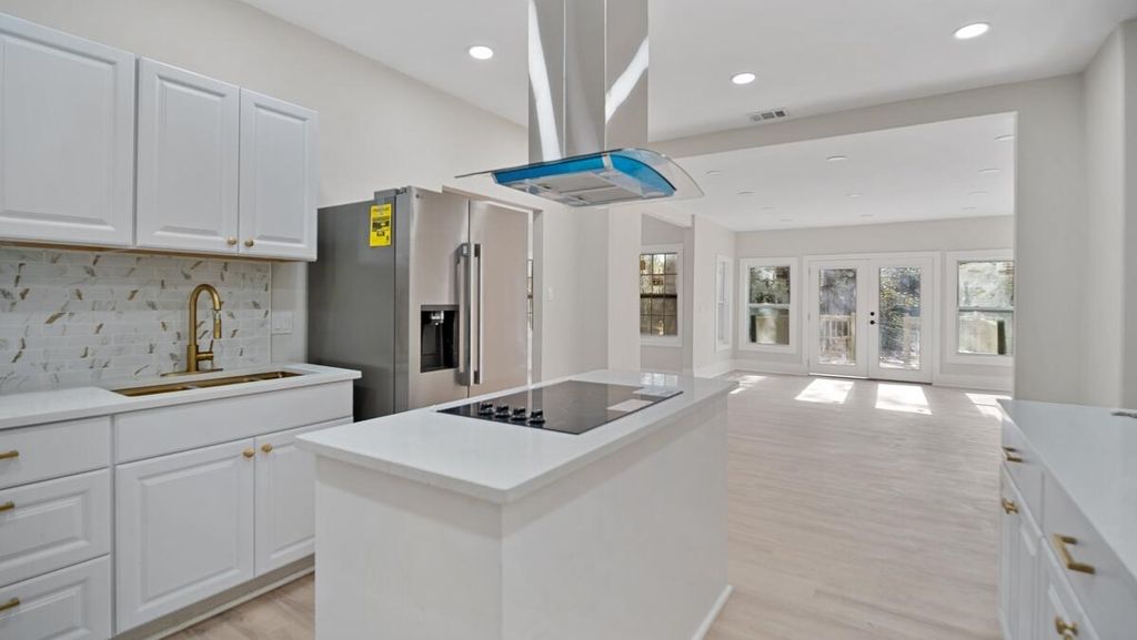 Photo of 3 Mast Way, Savannah, GA 31419 (MLS # 551125)