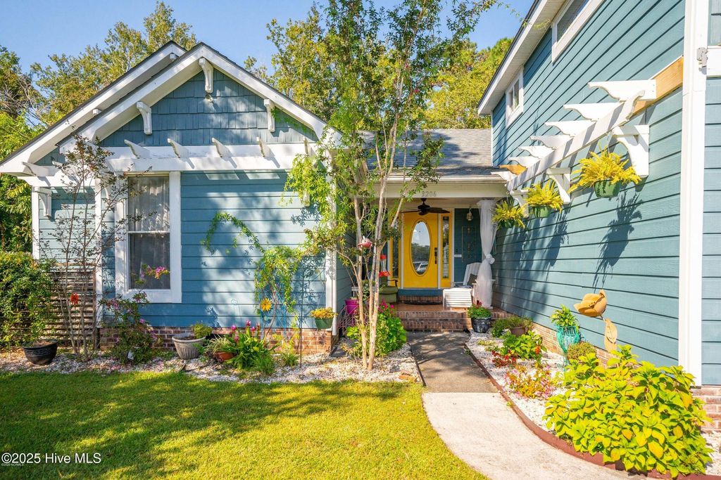 Photo of 3206 Monticello Drive, Wilmington, NC 28405 (MLS # 100545269)