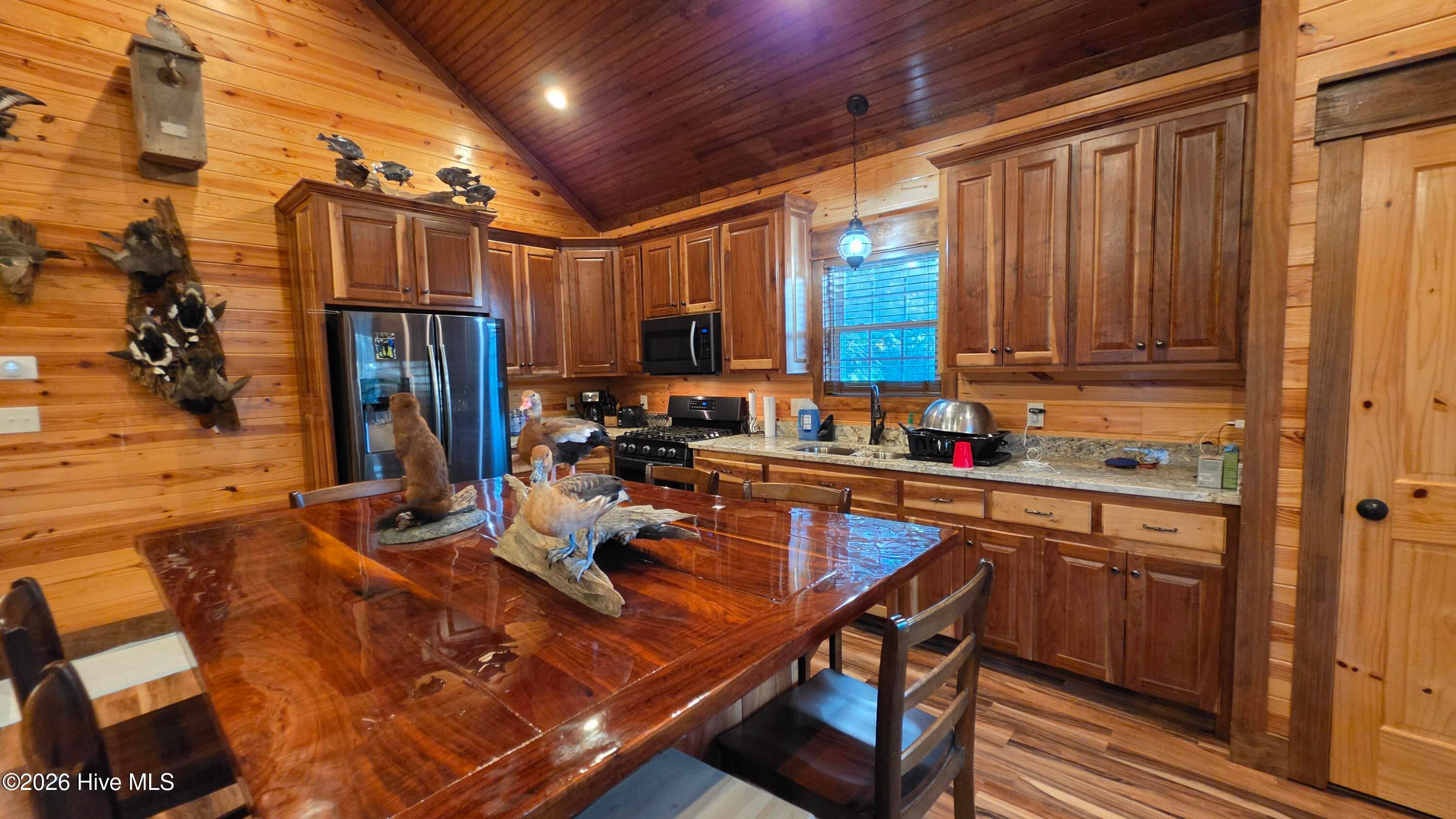 463 Caldonia Creek Road