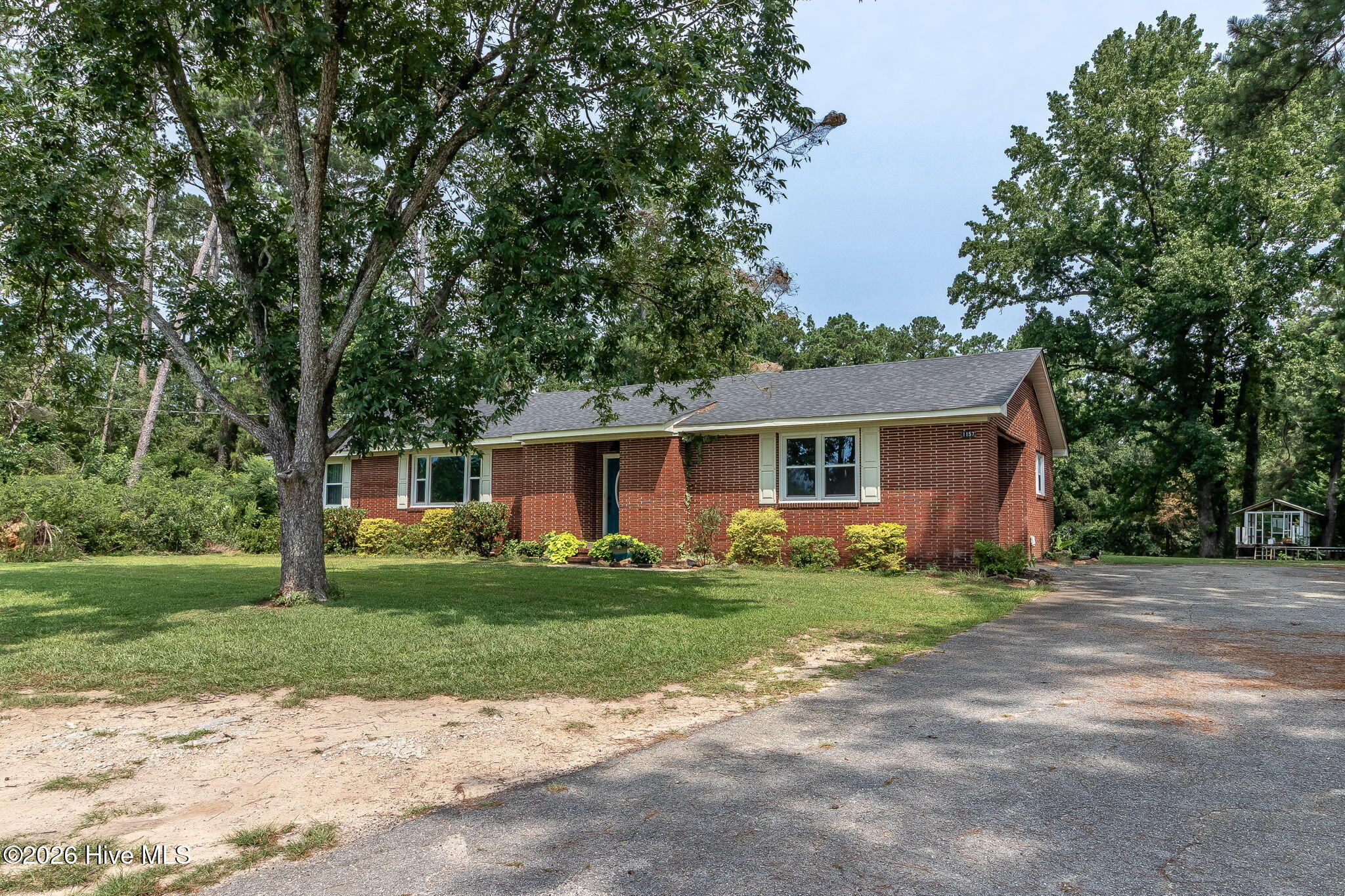 1157 Mccormick Highway