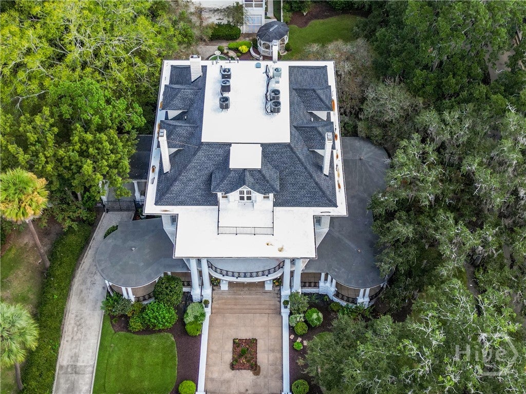 920 E Victory Drive