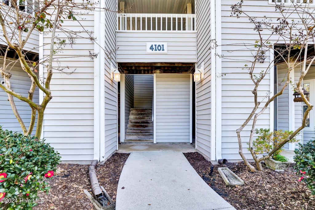 Photo of 4101 Breezewood Drive #Apt 101, Wilmington, NC 28412 (MLS # 100544436)