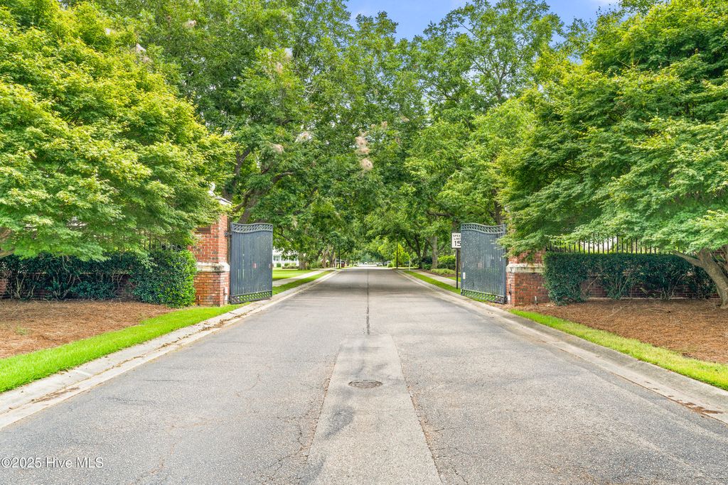 Photo of 27 W Scarborough Court, Hampstead, NC 28443 (MLS # 100523581)