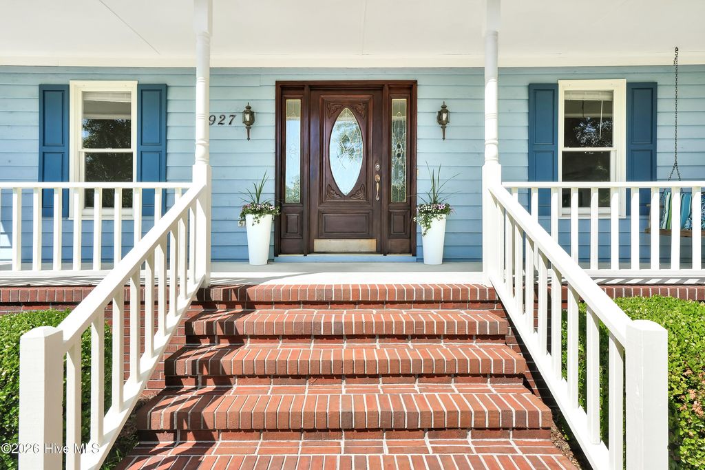 Photo of 4927 Woodcrest Drive, Castle Hayne, NC 28429 (MLS # 100570472)