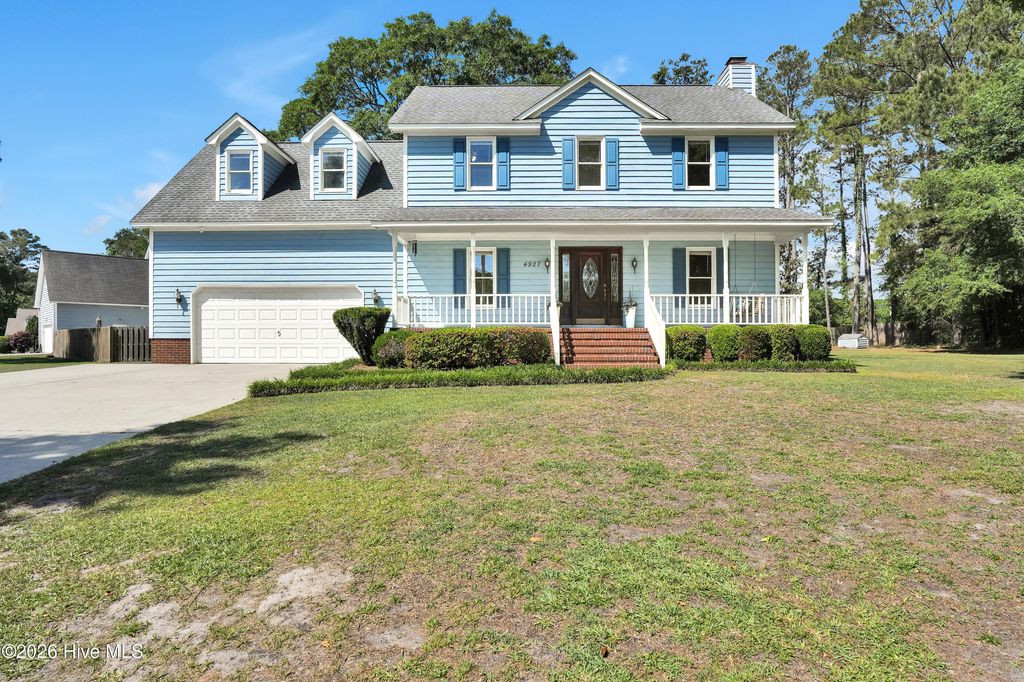 Photo of 4927 Woodcrest Drive, Castle Hayne, NC 28429 (MLS # 100570472)