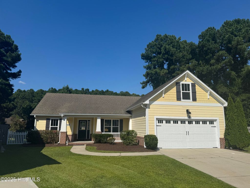 Photo of 125 Neeley Lane, New Bern, NC 28560 (MLS # 100565234)