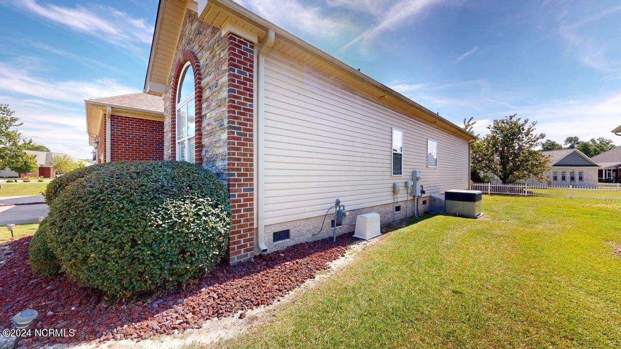 Goldsboro, North Carolina 27530, United States, 3 Bedrooms Bedrooms, ,2 BathroomsBathrooms,Residential,Active,256012