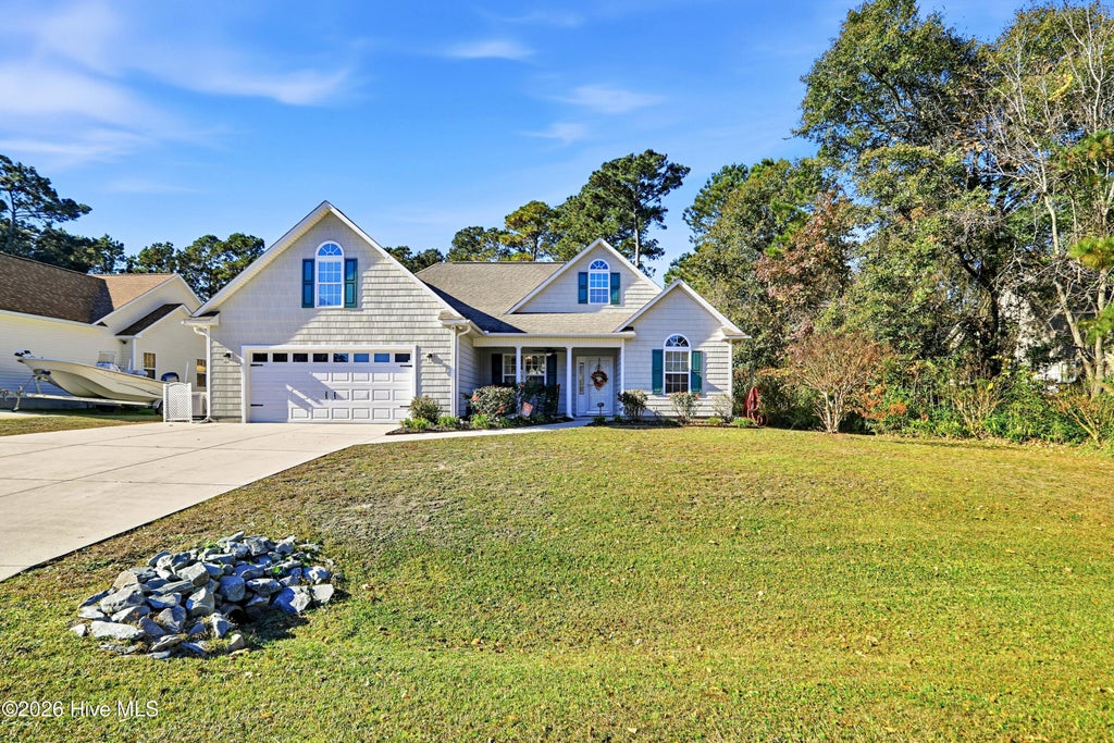 Photo of 408 N Belvedere Drive, Hampstead, NC 28443 (MLS # 100611542)