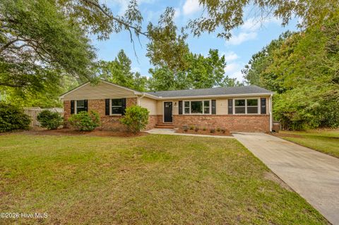 Photo of 631 Duke Court, Jacksonville, NC 28546 (MLS # 100588522)