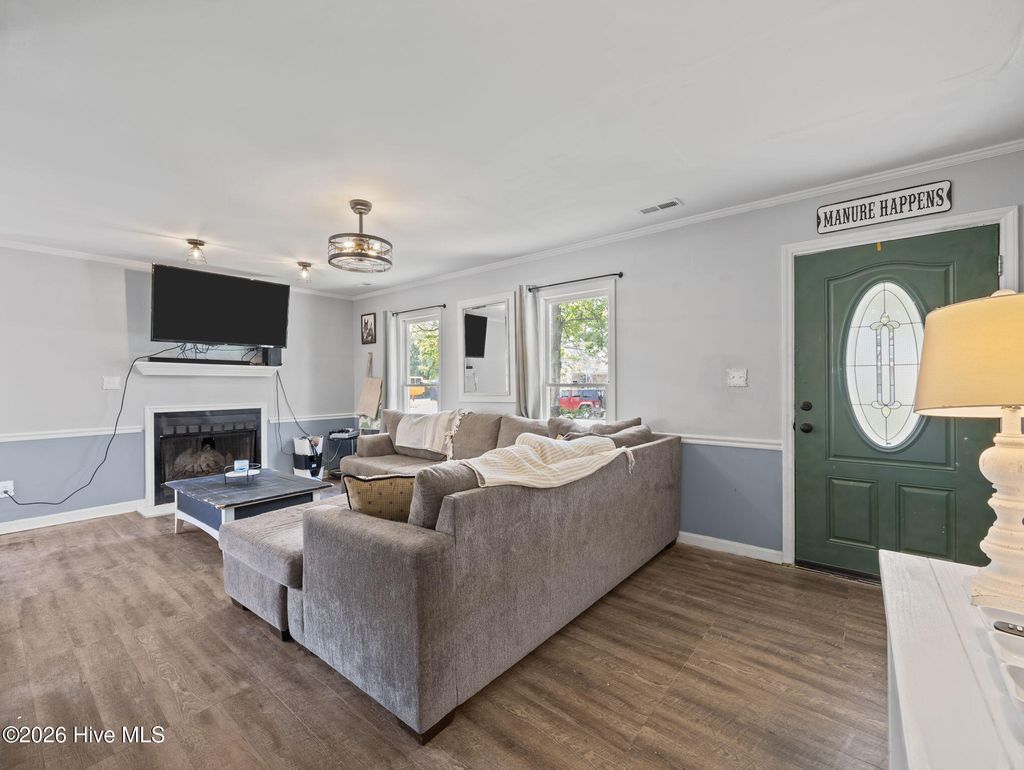 Photo of 202 Palamino Trail, Jacksonville, NC 28546 (MLS # 100567530)