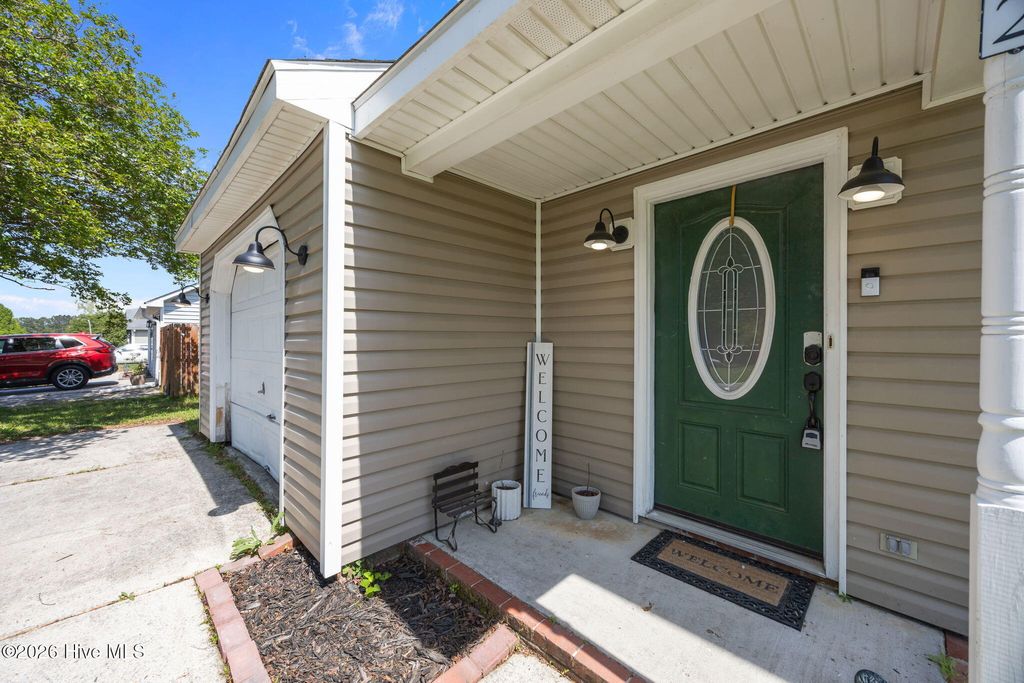 Photo of 202 Palamino Trail, Jacksonville, NC 28546 (MLS # 100567530)