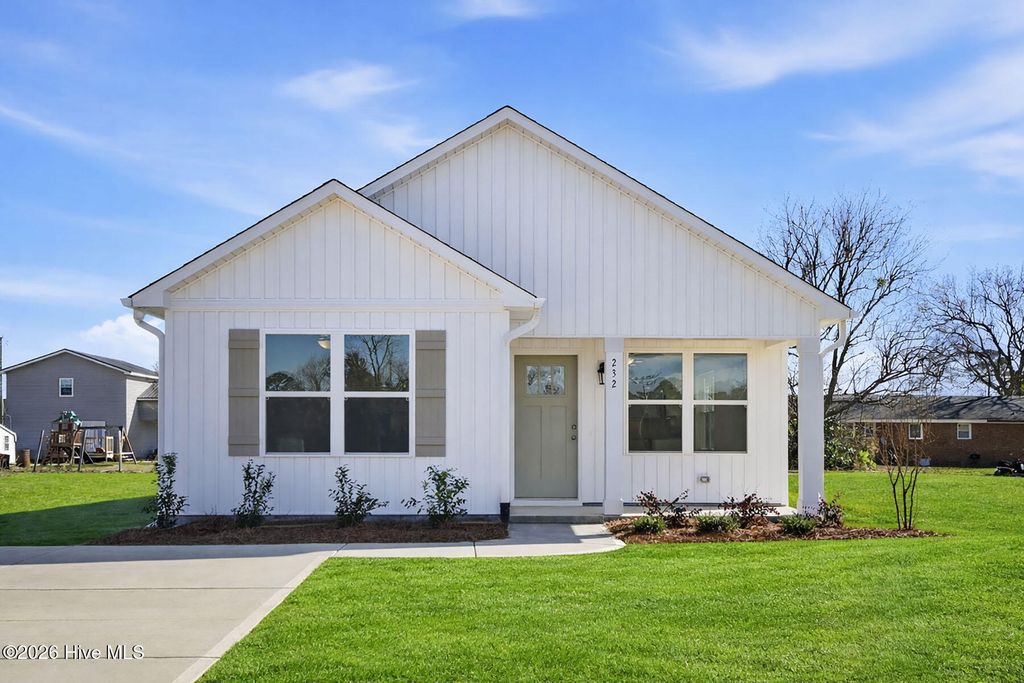 Photo of 232 Rae Street, Warsaw, NC 28398 (MLS # 100556907)