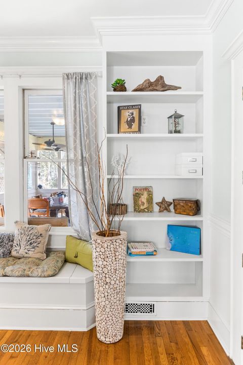 Tiny photo for 410 S 5th Avenue, Wilmington, NC 28401 (MLS # 100560142)