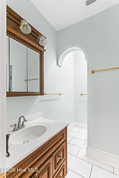 Tiny photo for 410 S 5th Avenue, Wilmington, NC 28401 (MLS # 100560142)