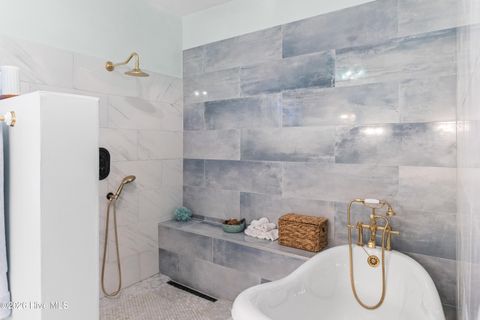 Tiny photo for 410 S 5th Avenue, Wilmington, NC 28401 (MLS # 100560142)