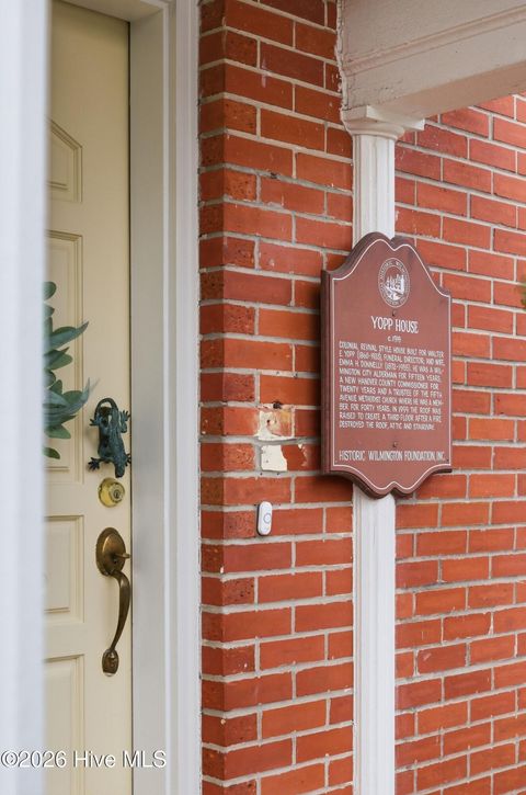 Tiny photo for 410 S 5th Avenue, Wilmington, NC 28401 (MLS # 100560142)