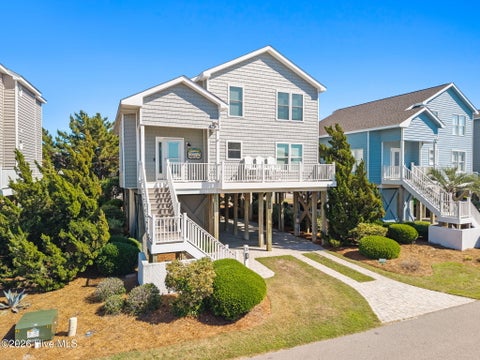Homes For Sale - 7 Bayberry Drive<br/> Ocean Isle Beach, NC 28469