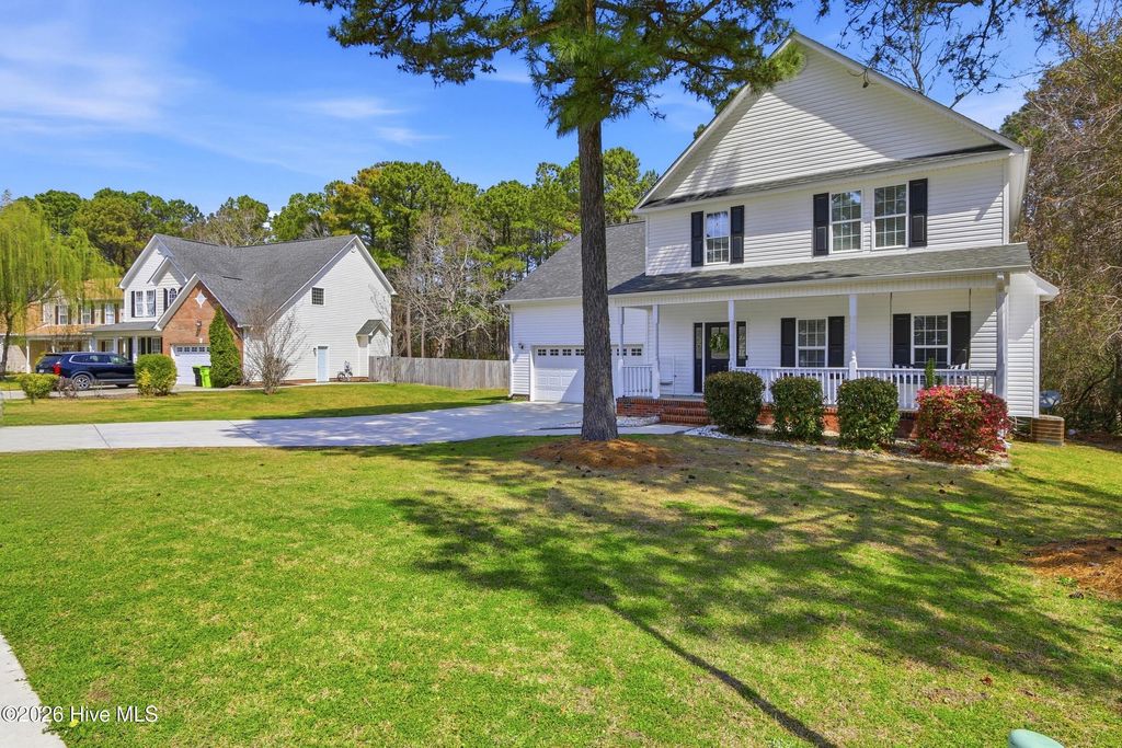 Photo of 109 Forest Lane, Swansboro, NC 28584 (MLS # 100538724)