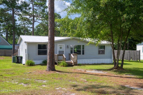 Mobile Home For Sale - 420 S Dyson Street<br/> Holly Ridge, NC 28445