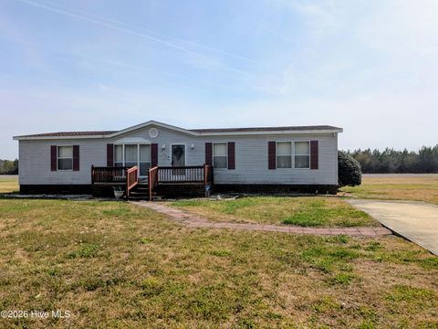 Mobile Home For Sale - 3120 Mobleys Bridge Road<br/> Grimesland, NC 27837
