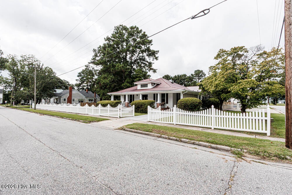 600 S Haughton Street