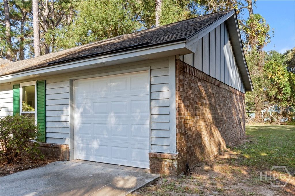Photo of 16 Cat Boat Place, Savannah, GA 31410 (MLS # SA343520)