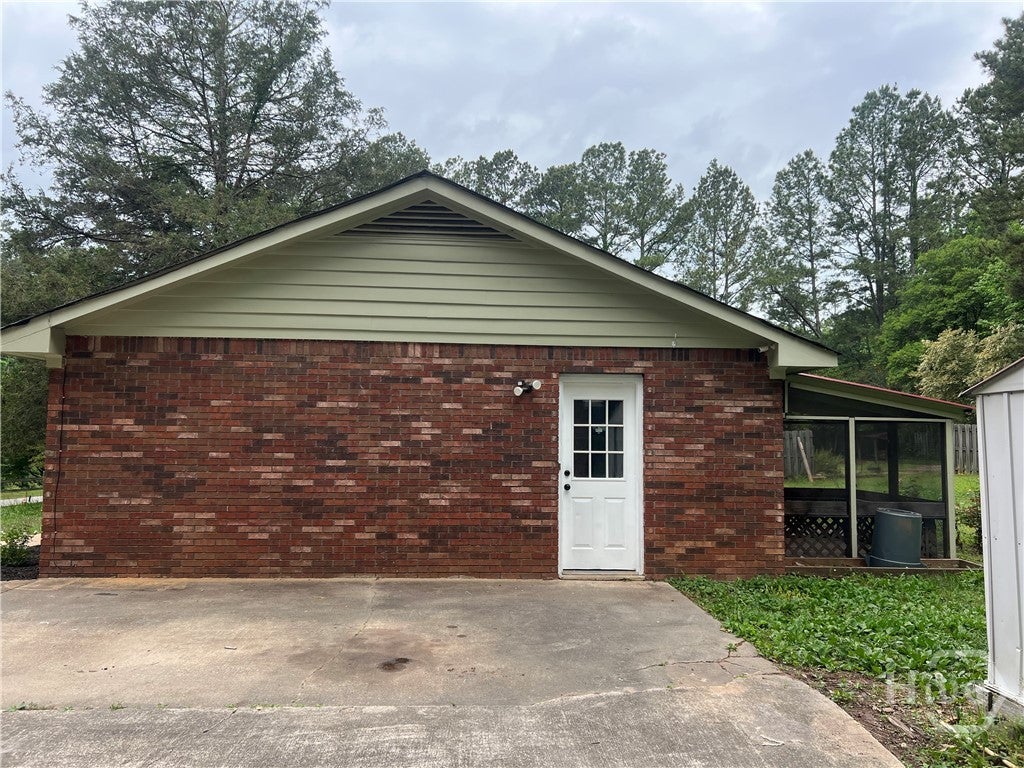 737 Beaverdam Road