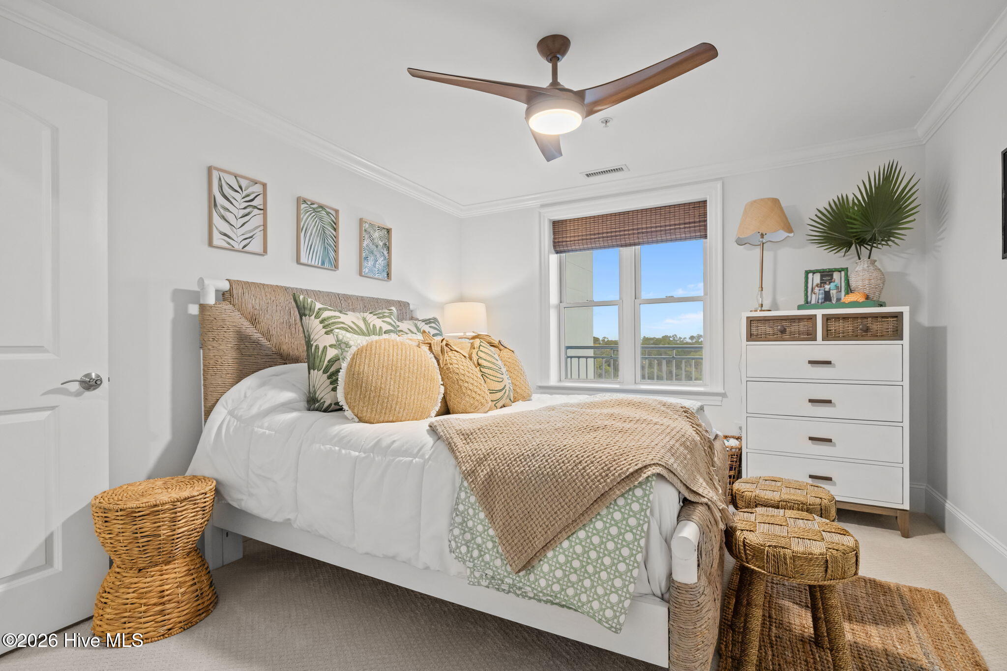 4425 Arendell Street 606