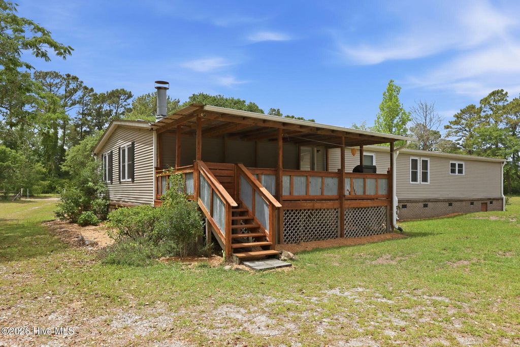 Photo of 157 Hall Road, Newport, NC 28570 (MLS # 100573528)