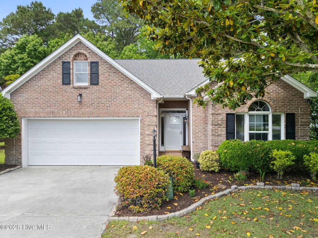 Photo of 1128 Mill Run Road, Sneads Ferry, NC 28460 (MLS # 100573533)