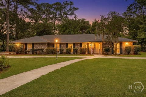 Homes For Sale - 301 Wellington Road<br/> Chatham County, Savannah, GA 31410