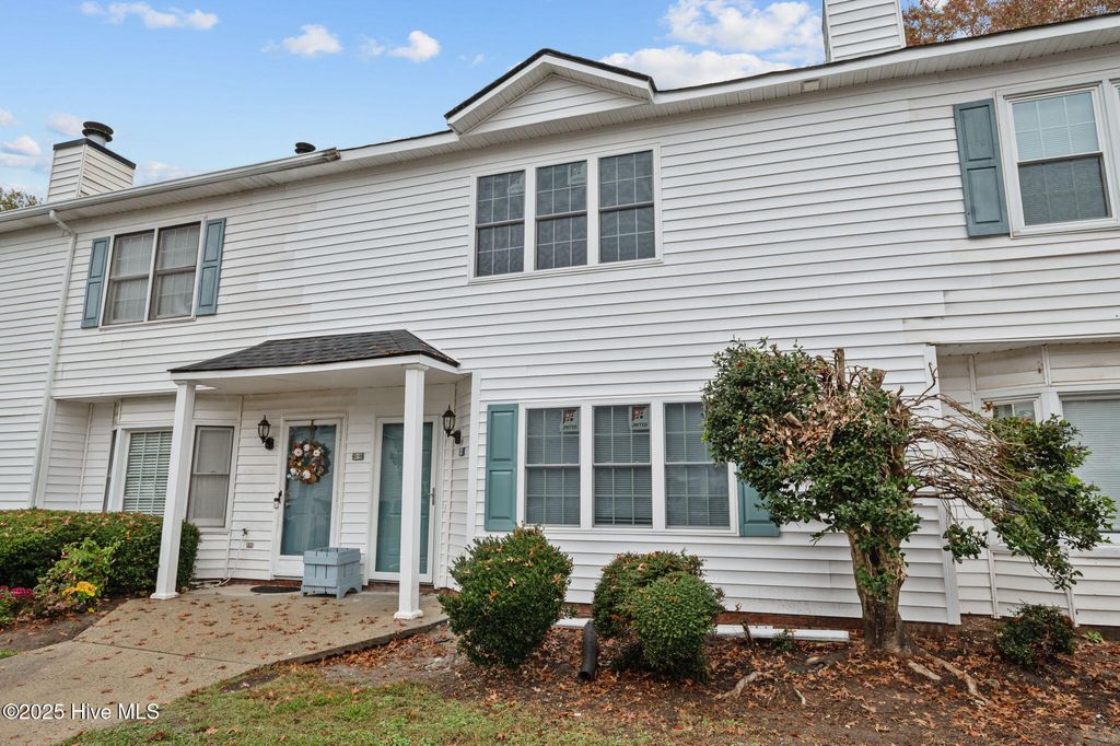 Photo of 1113 Grovemont Drive #G4, Greenville, NC 27834 (MLS # 100538913)