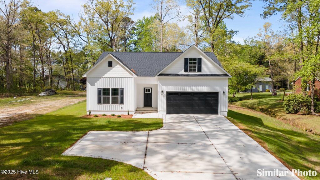 Photo of 5 Pickett Road, Jacksonville, NC 28540 (MLS # 100517191)