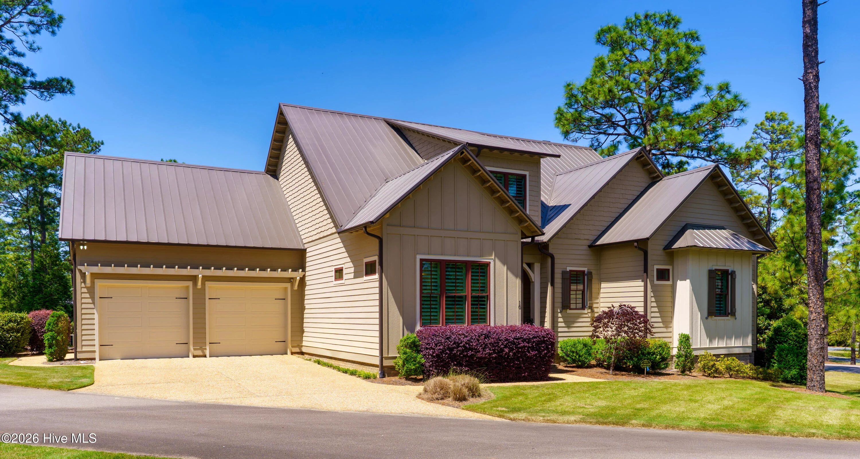 10 Deepdale Lane