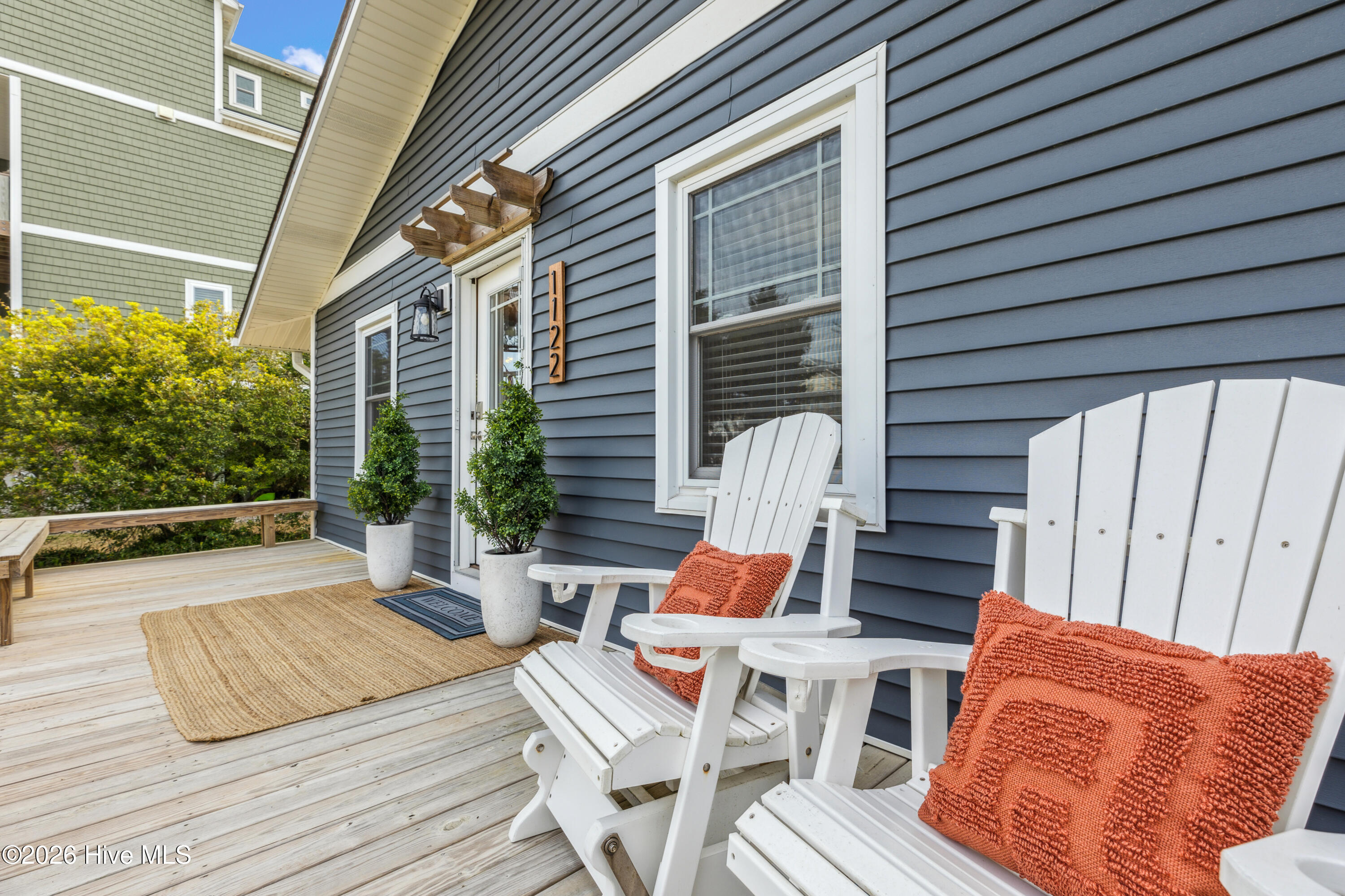 1122 S Topsail Drive