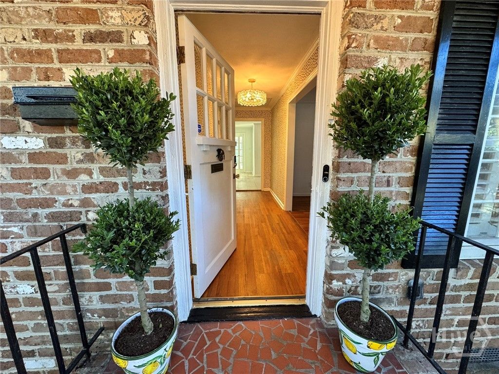 Photo of 5 Reynolds Circle, Savannah, GA 31406 (MLS # SA345562)