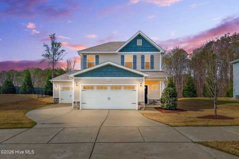 Homes For Sale - 152 E Ravano Drive<br/> Clayton, NC 27527