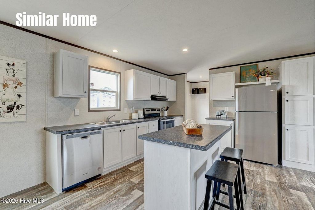 Photo of 103 Kim Lane, Jacksonville, NC 28540 (MLS # 100563396)