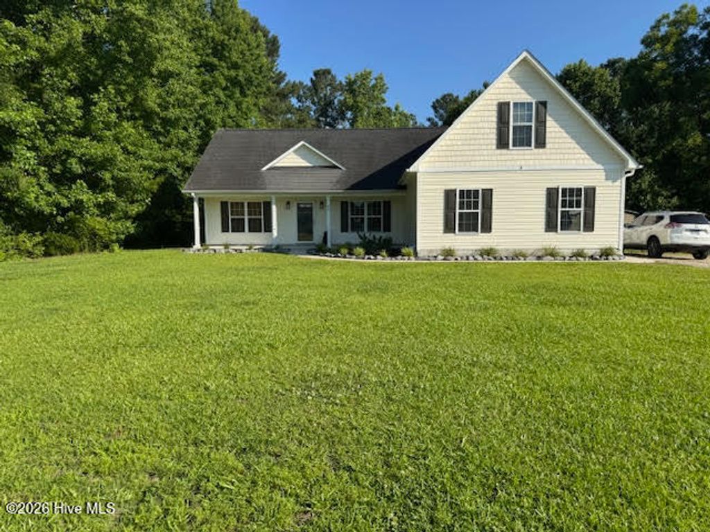 Photo of 89 Over Street, Burgaw, NC 28425 (MLS # 100580651)