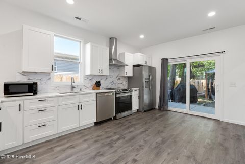 Tiny photo for 2709 Worth Drive #Unit A, Wilmington, NC 28412 (MLS # 100577269)