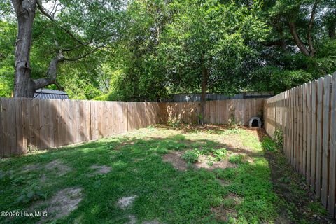 Tiny photo for 2709 Worth Drive #Unit A, Wilmington, NC 28412 (MLS # 100577269)