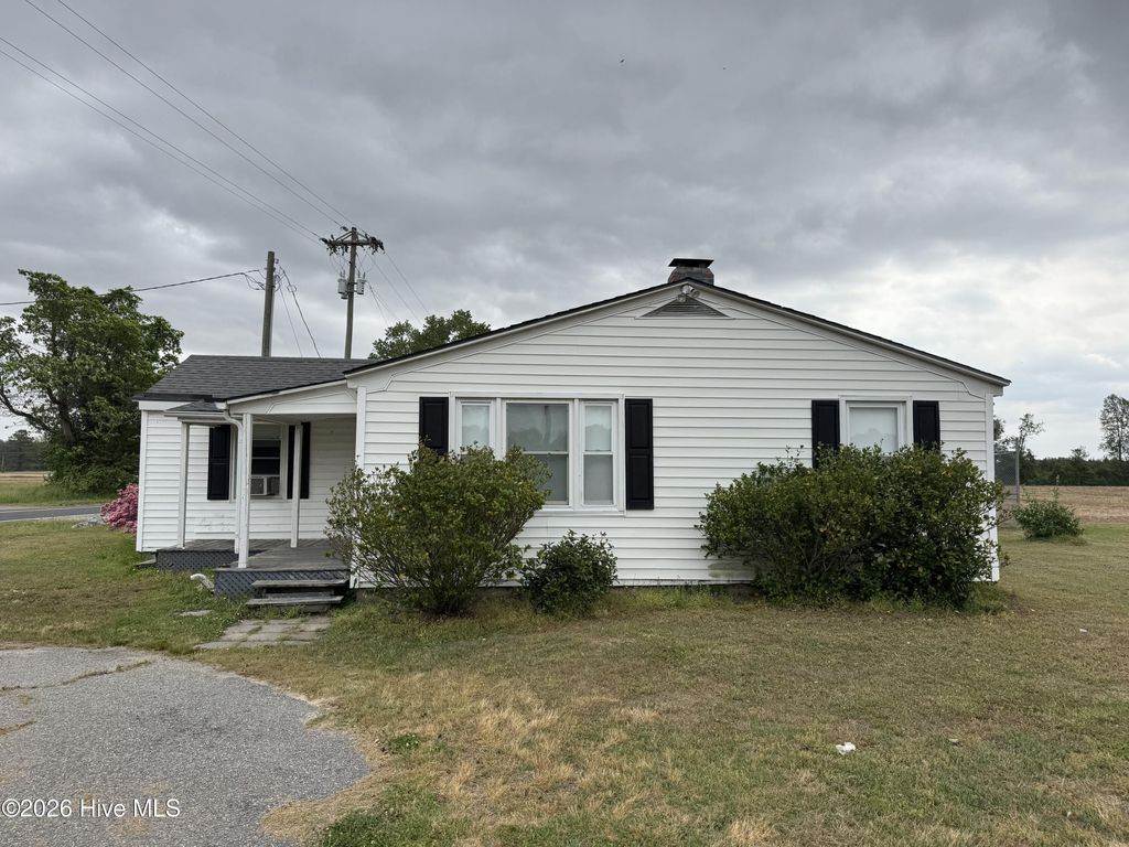 Photo of 5483 Toddy Road, Farmville, NC 27828 (MLS # 100568226)