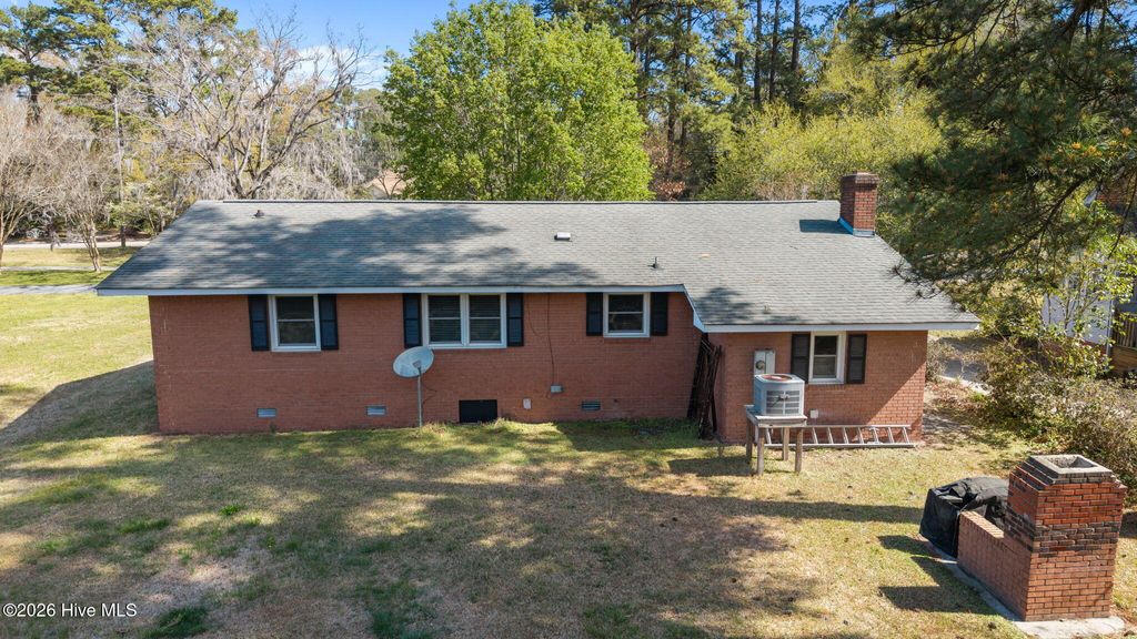Photo of 207 College Avenue, Washington, NC 27889 (MLS # 100561955)