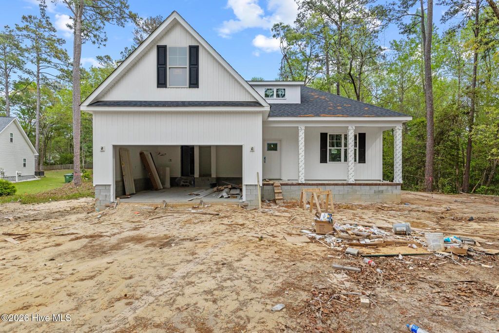 Photo of 100 Mariners Circle, Sneads Ferry, NC 28460 (MLS # 100566204)