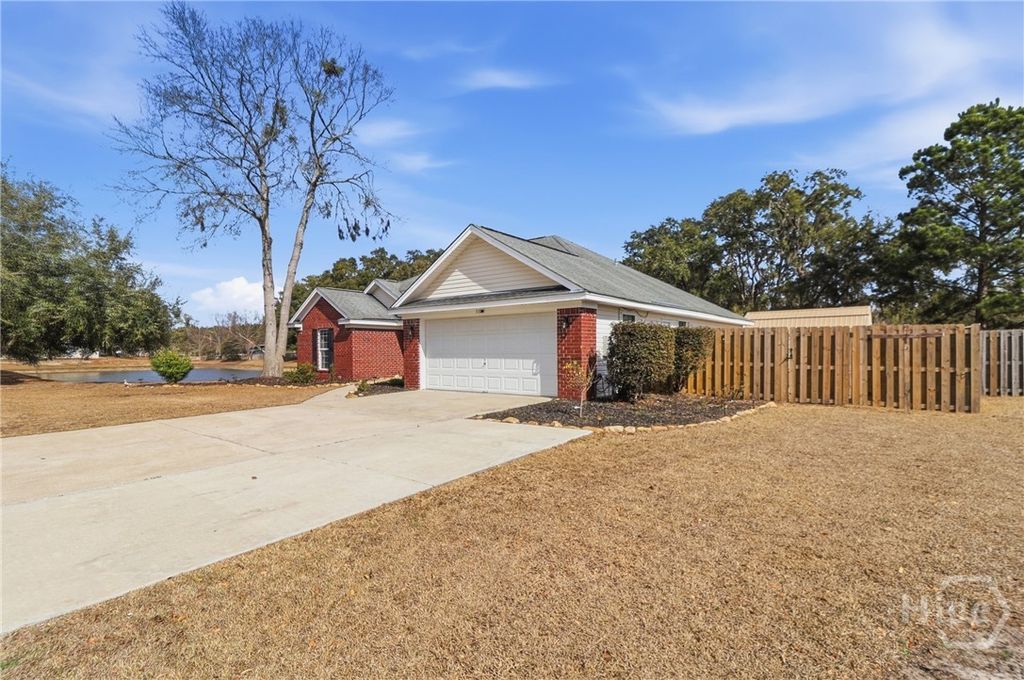 Photo of 538 Cobblestone Circle, Bloomingdale, GA 31302 (MLS # SA349818)