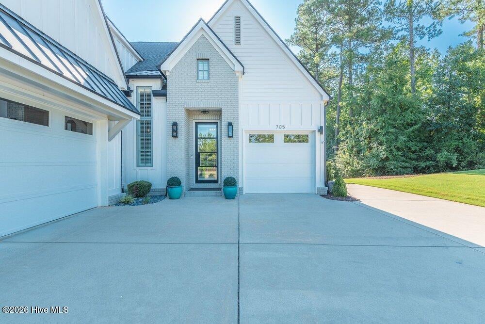 705 Campana Drive