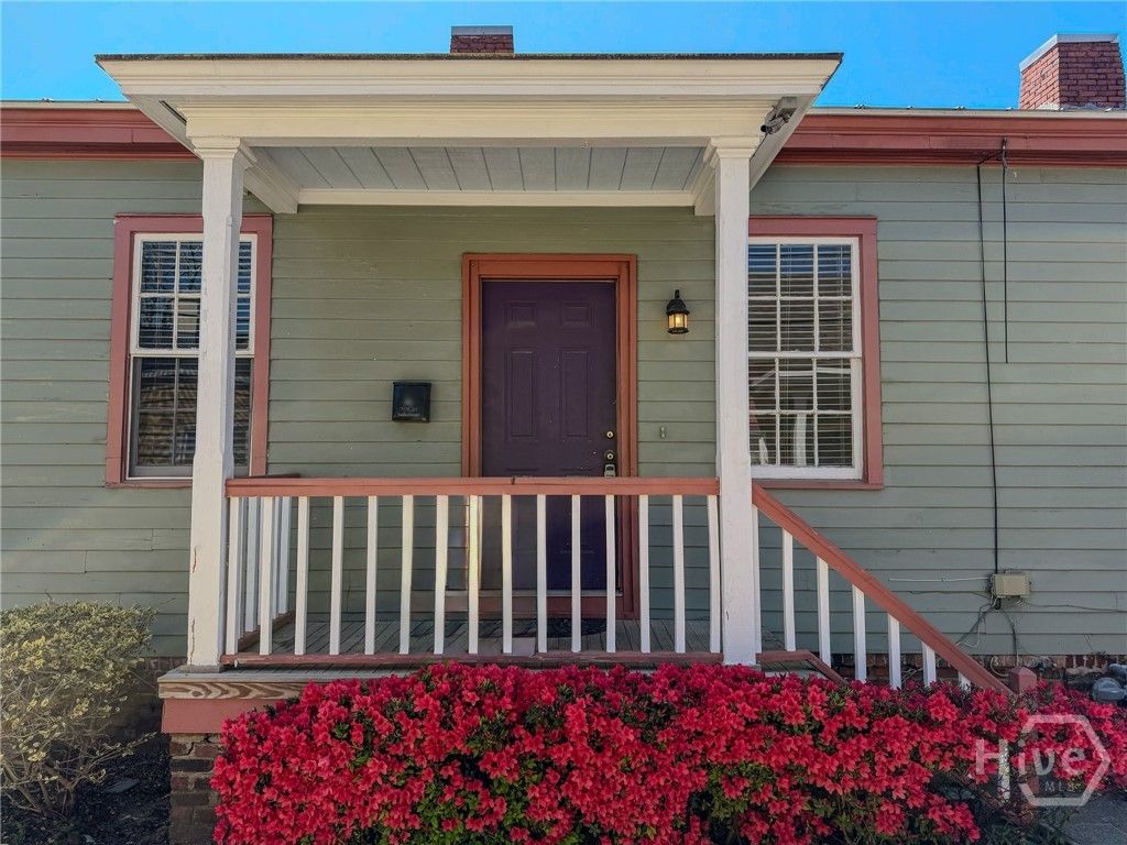 Photo of 545 E Macon Street, Savannah, GA 31401 (MLS # SA353842)